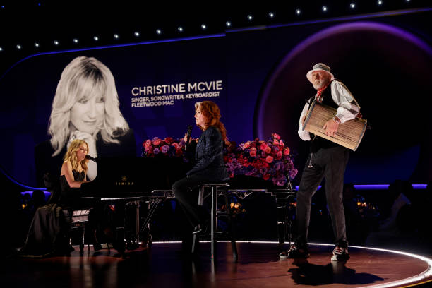 Bonnie Grammy Performance